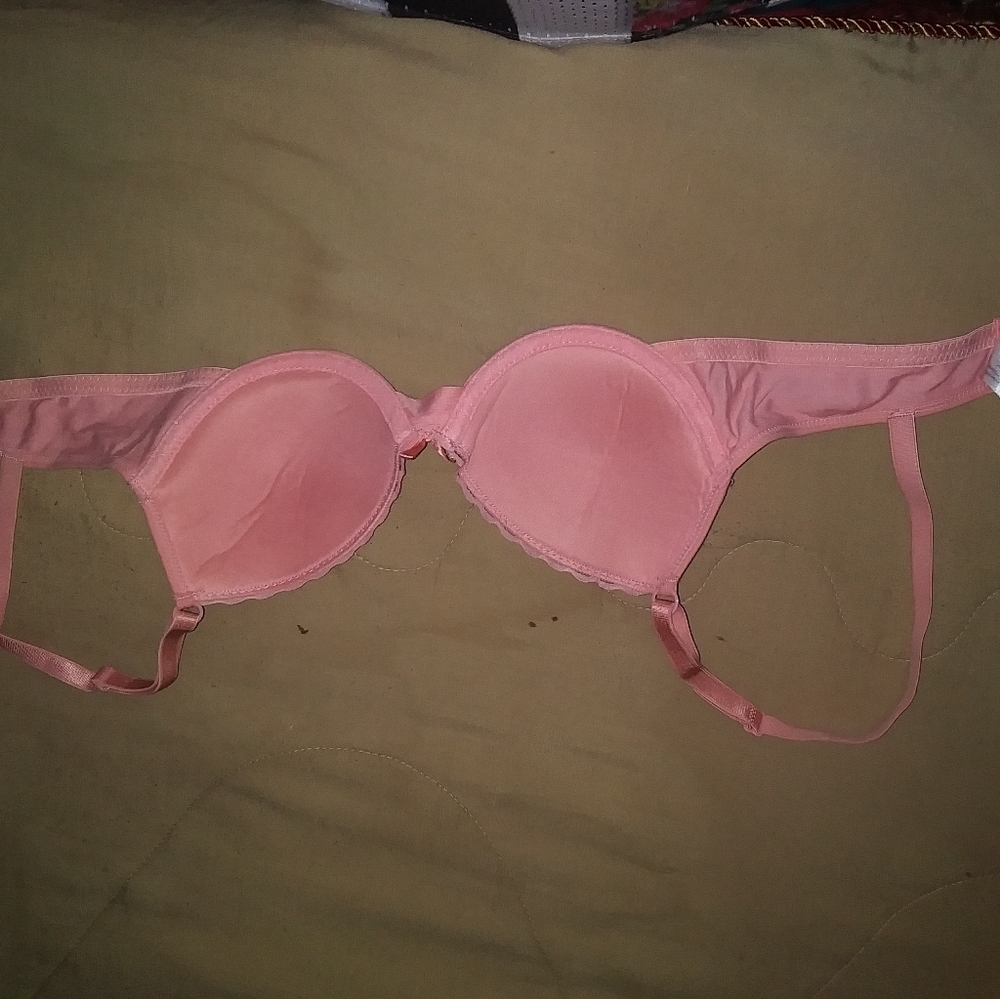 Bra - Picture 2 of 6